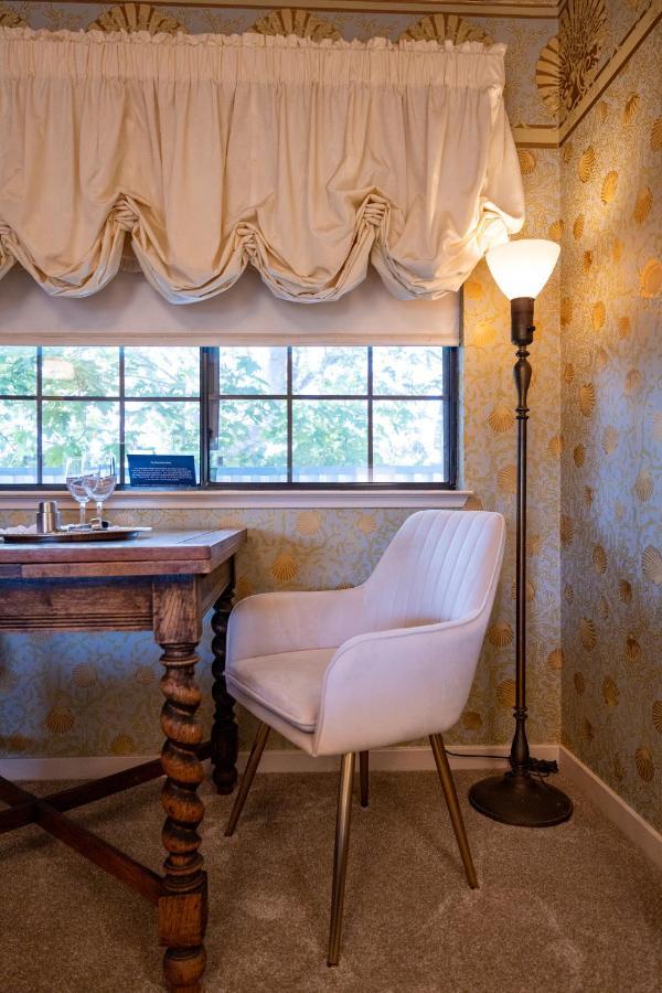Bed & Breakfast Mill Rose 4*