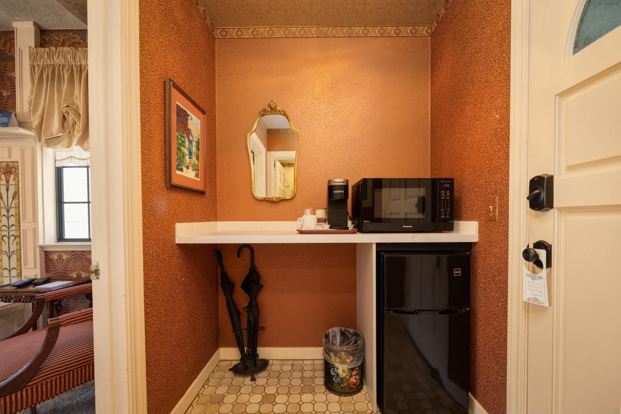 Bed & Breakfast Mill Rose 4*