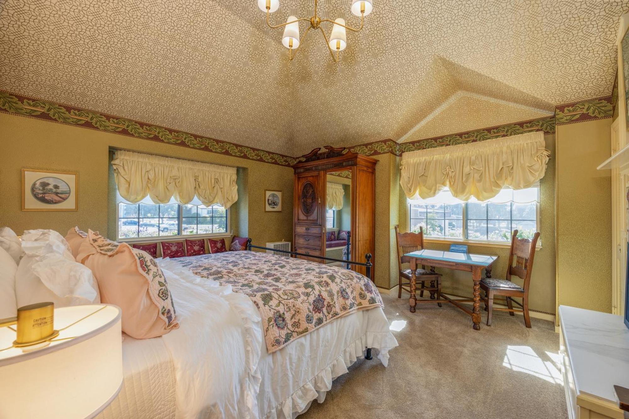 Mill Rose Bed & Breakfast 4*