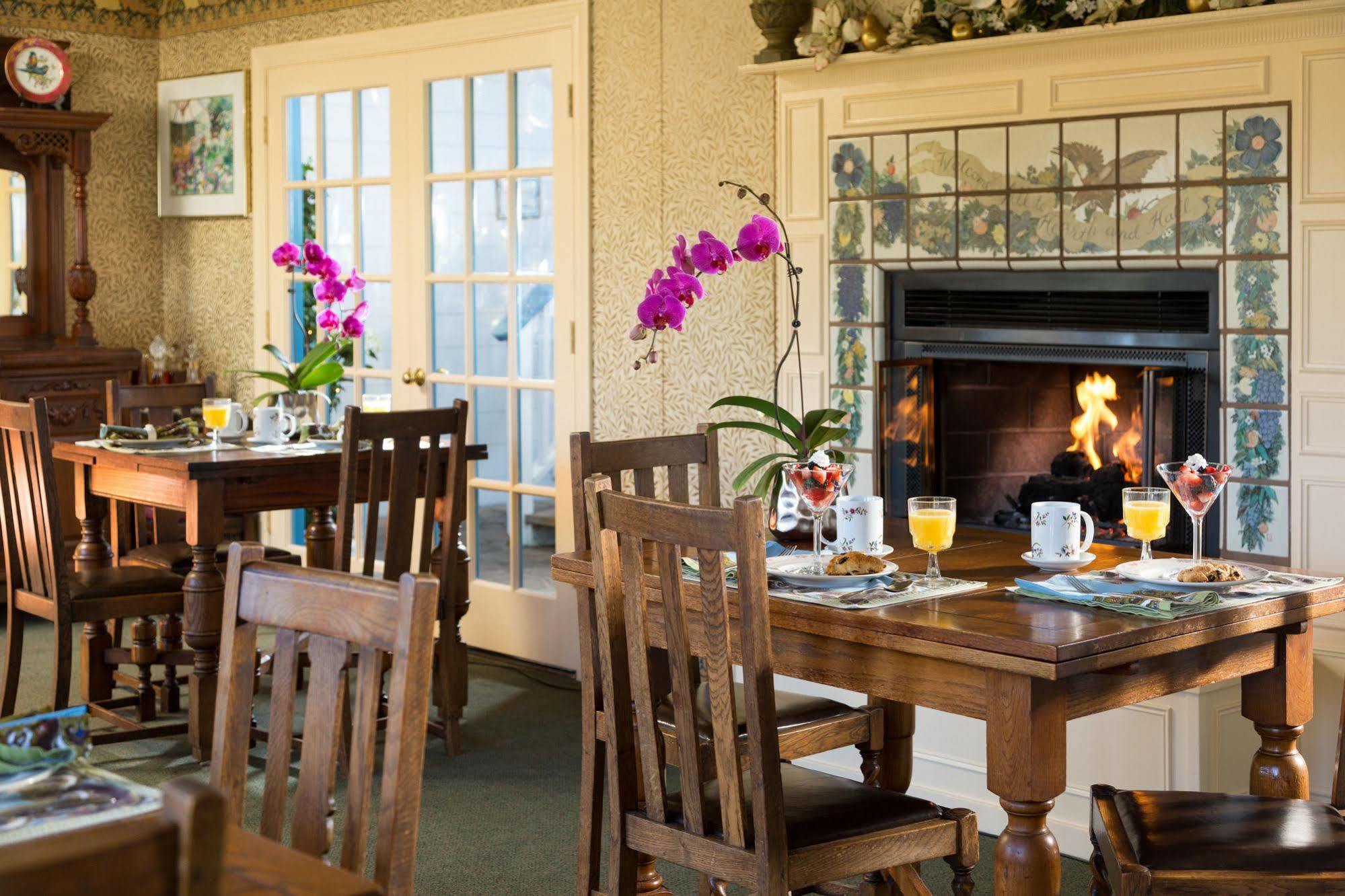 Bed & Breakfast Mill Rose 4*